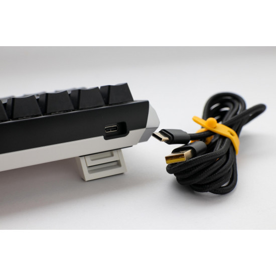 Геймърскa механична клавиатура Ducky One 3 Classic SF 65%, Hotswap Cherry MX Clear RGB, PBT Keycaps Геймърскa механична клавиатура Ducky One 3 Classic SF 65%, Hotswap Cherry MX Clear RGB, PBT Keycaps